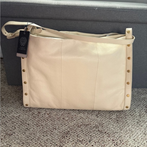 Vince Camuto Handbags - Vince Camino Lisha Leather Large bag Cream Leather Shoulder Bag
